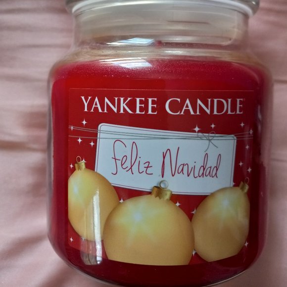 Yankee Candle Other - Last Chance Retired Yankee Candle Feliz Navidad Merry Christmas